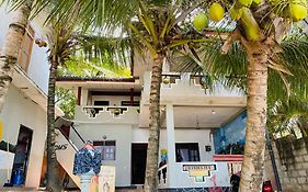 Chandi Gaya Beach Guesthouse