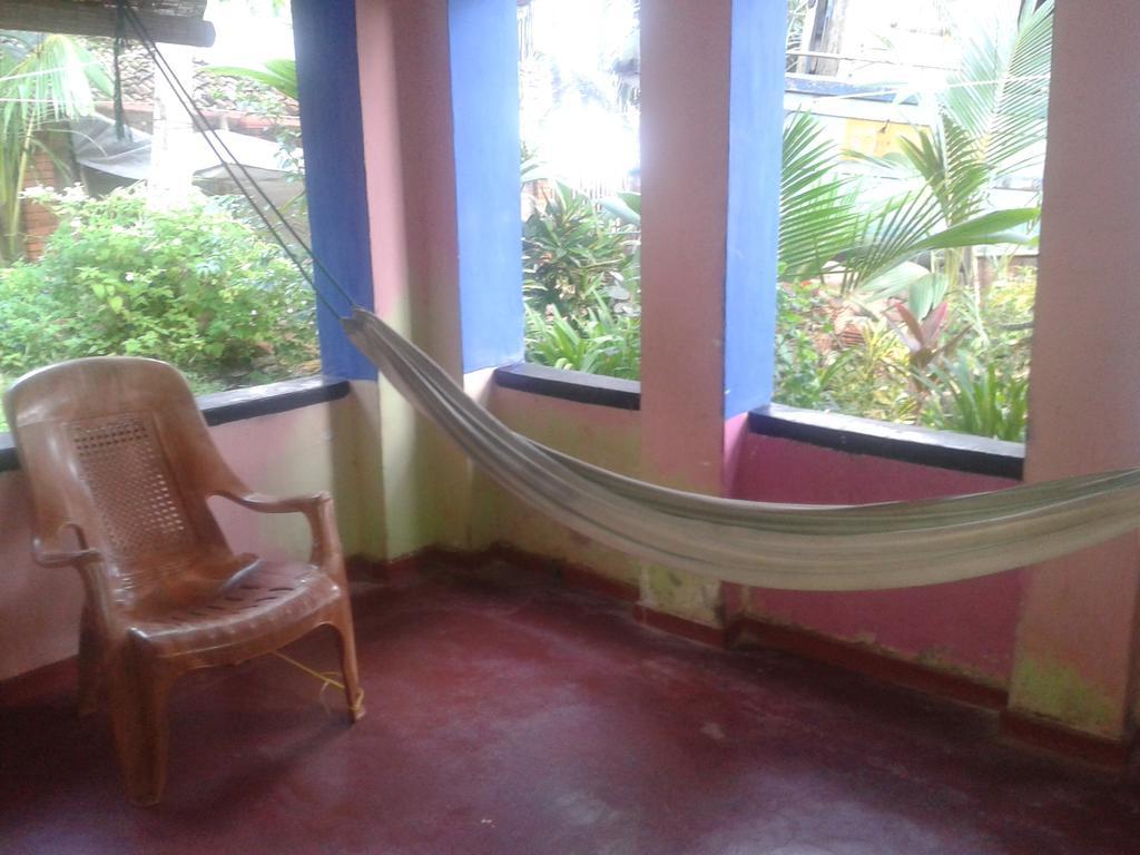 Chandi Gaya Beach Guesthouse Тангалла Номер фото