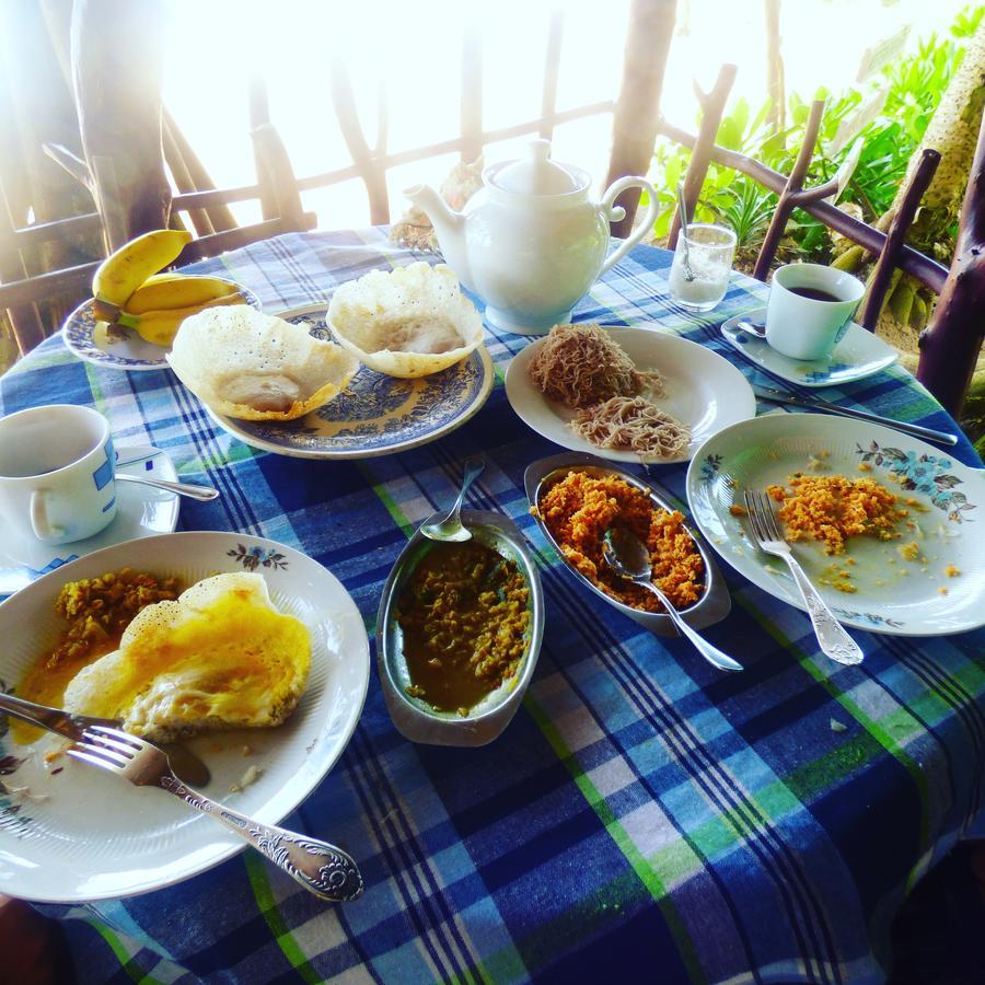 Chandi Gaya Beach Guesthouse Тангалла Экстерьер фото